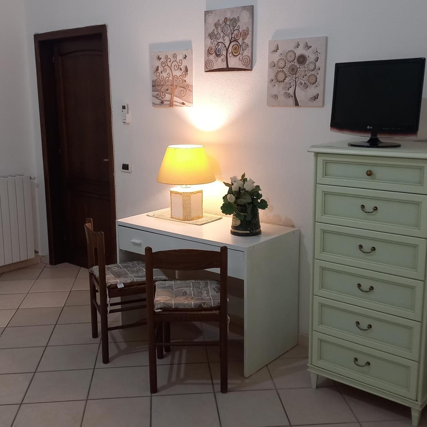 Zimmer Mary Olbia